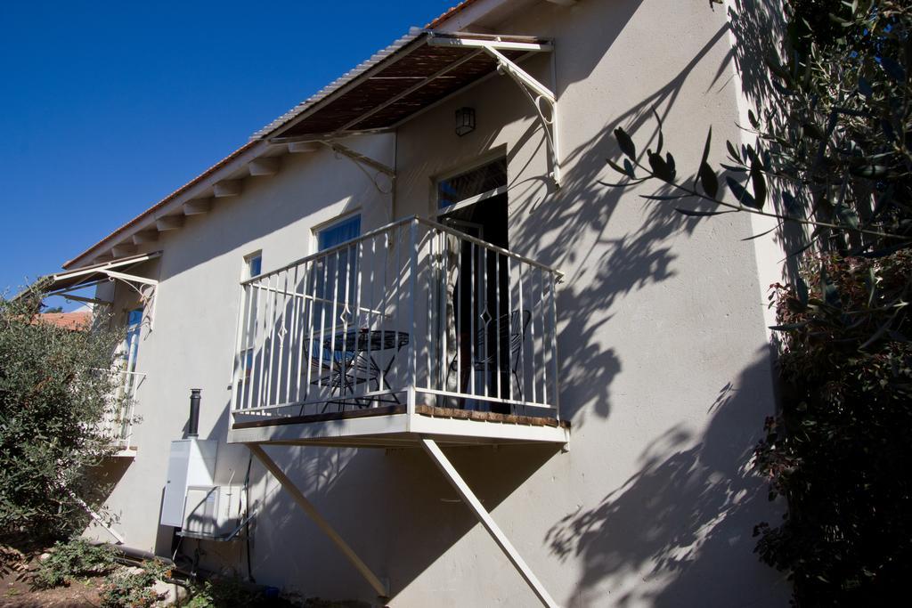 Smadar Inn Zikhron Ya'akov Exterior foto